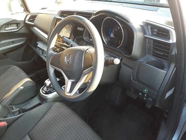 Local or import cars from kenya. Carhoot car Id 3