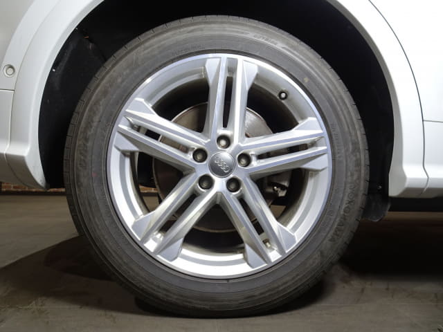 Local or import cars from kenya. Carhoot car Id 11