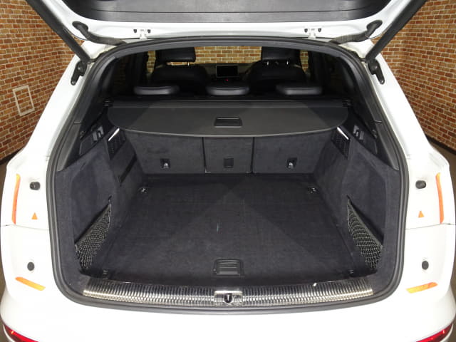 Local or import cars from kenya. Carhoot car Id 28