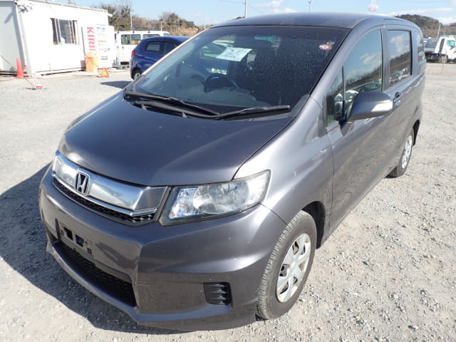 HONDA Freed Spike
