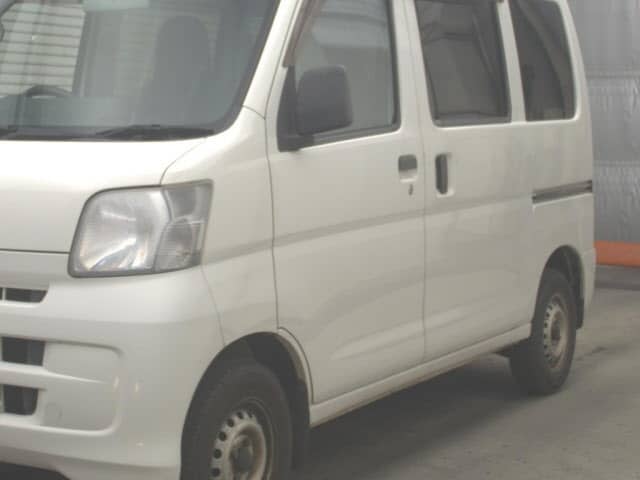 Local or import cars from kenya. Carhoot car Id 4