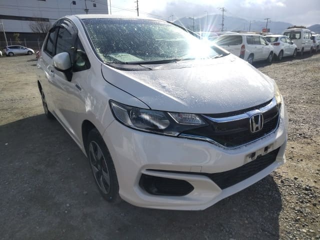 Local or import cars from kenya. Carhoot car Id 7