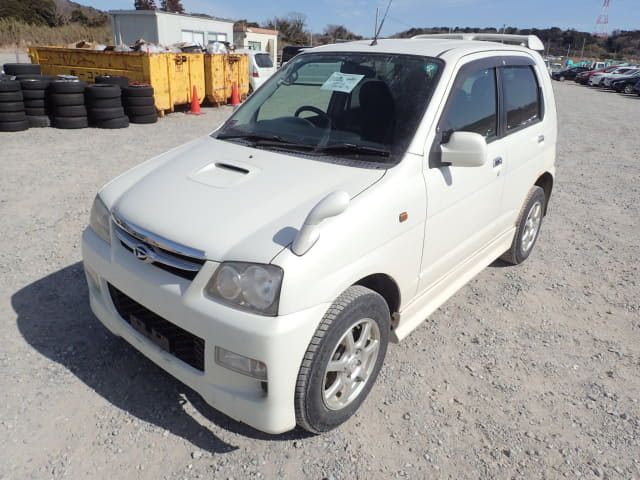 DAIHATSU Terios Kid