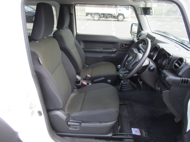 Local or import cars from kenya. Carhoot car Id 27