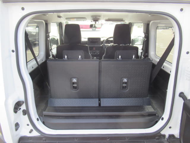 Local or import cars from kenya. Carhoot car Id 30