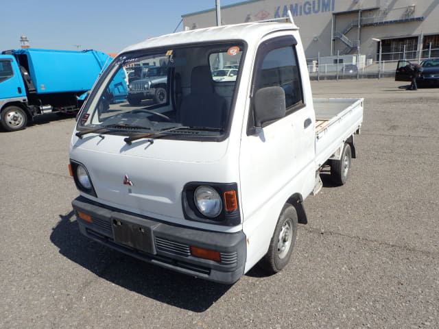 MITSUBISHI Minicab Truck