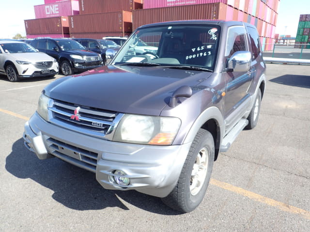 MITSUBISHI Pajero