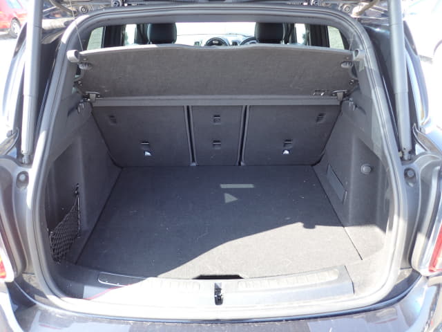 Local or import cars from kenya. Carhoot car Id 28