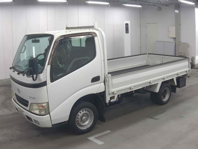 TOYOTA Dyna Truck