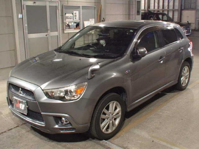 MITSUBISHI RVR