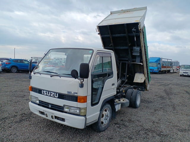 ISUZU Elf Truck