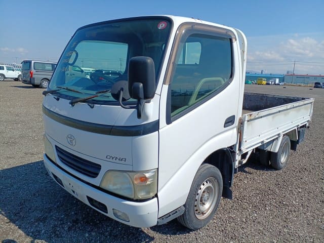 TOYOTA Dyna Truck