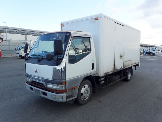 MITSUBISHI Canter.