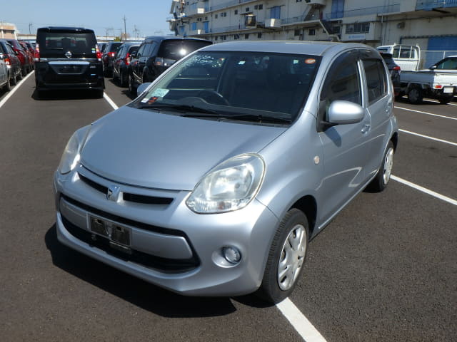 TOYOTA Passo
