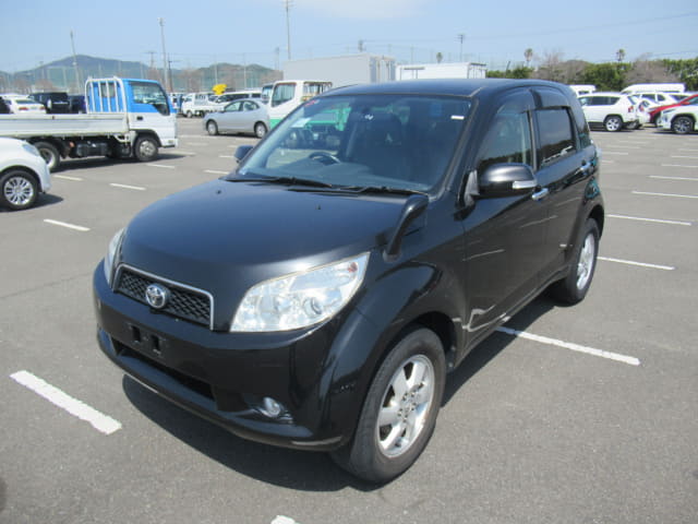 TOYOTA Rush