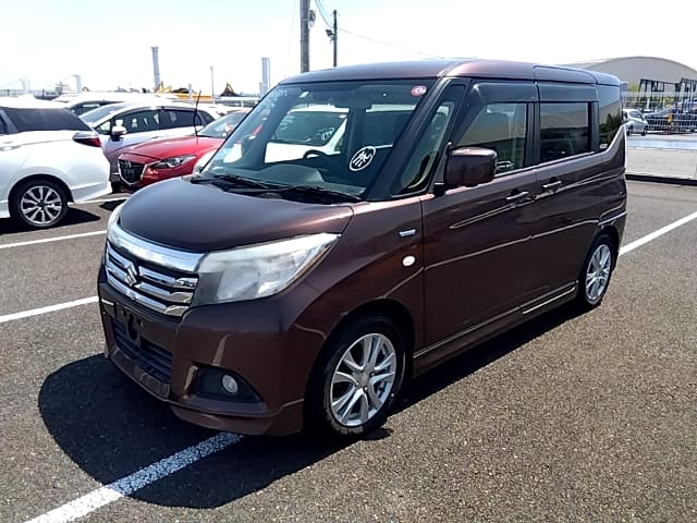 SUZUKI Solio