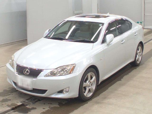 LEXUS IS