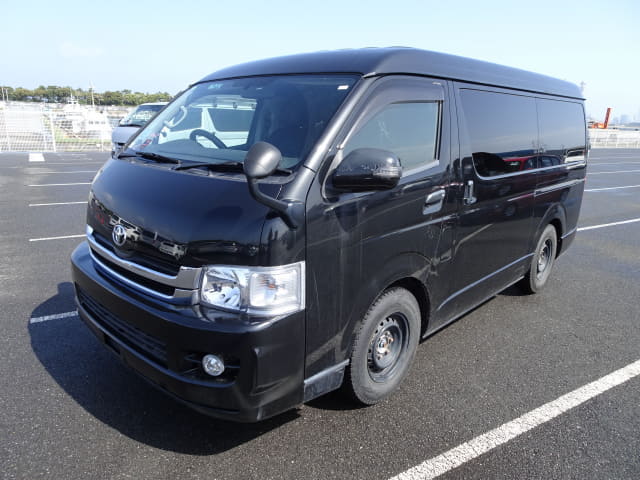 TOYOTA Hiace Wagon