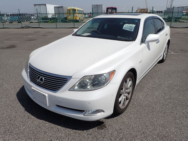 LEXUS LS