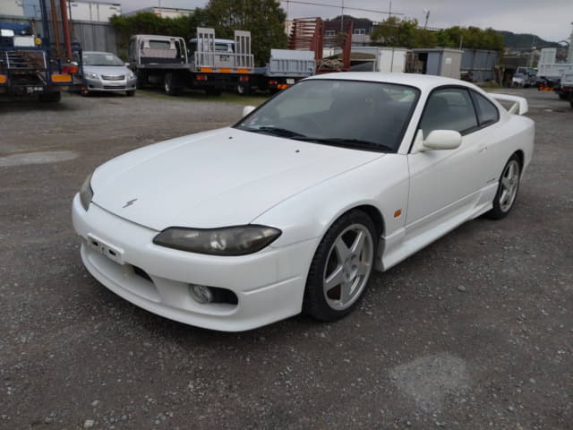 NISSAN Silvia.