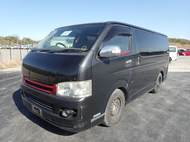 TOYOTA Regiusace Van