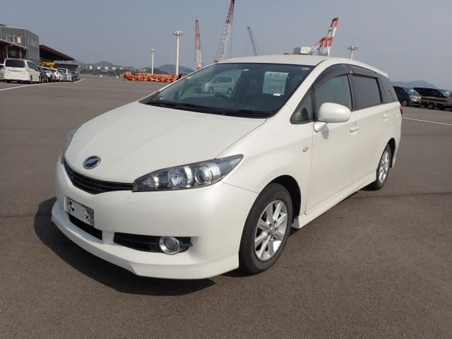 TOYOTA Wish;