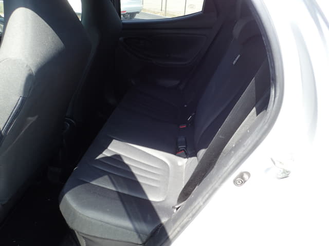 Local or import cars from kenya. Carhoot car Id 27