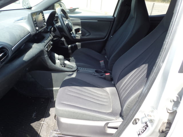 Local or import cars from kenya. Carhoot car Id 26
