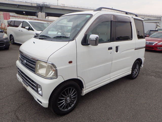 DAIHATSU Atrai Wagon