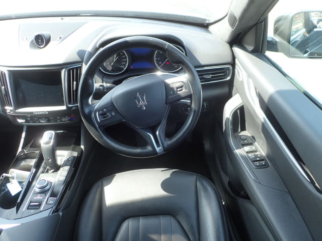 Local or import cars from kenya. Carhoot car Id 30