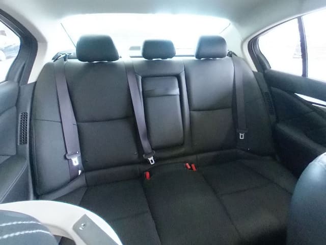 Local or import cars from kenya. Carhoot car Id 4