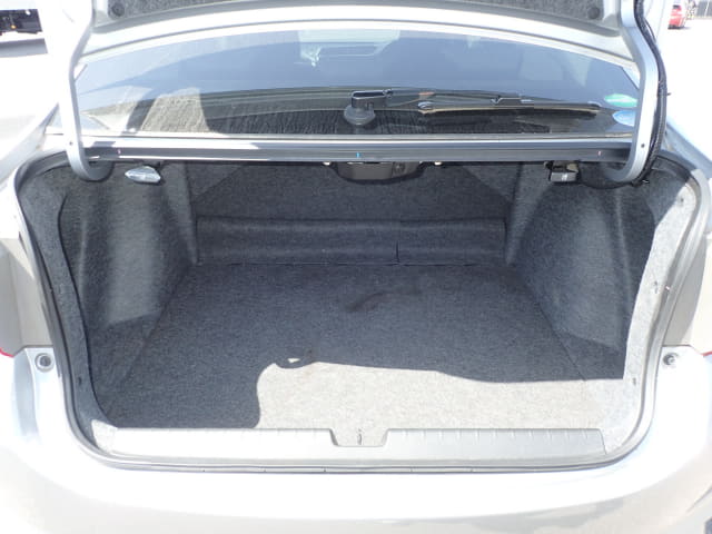 Local or import cars from kenya. Carhoot car Id 28