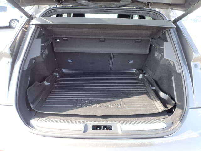 Local or import cars from kenya. Carhoot car Id 28