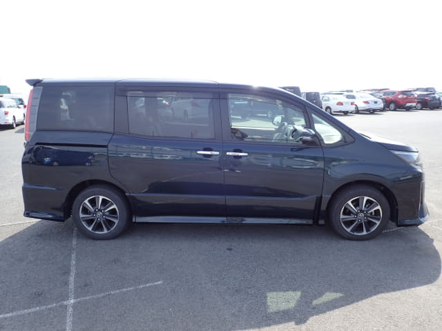 Local or import cars from kenya. Carhoot car Id 6