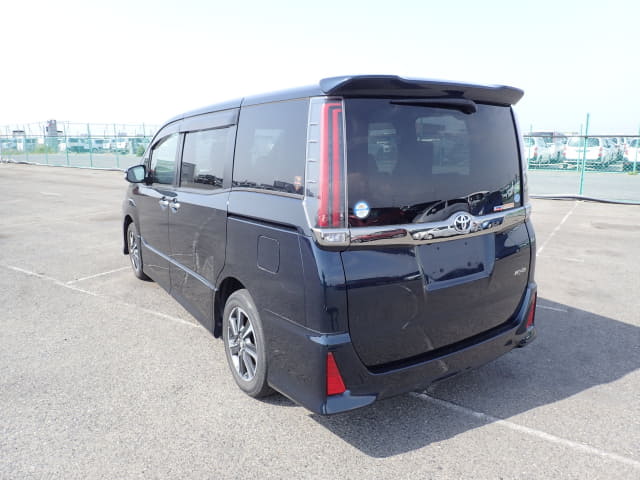 Local or import cars from kenya. Carhoot car Id 3