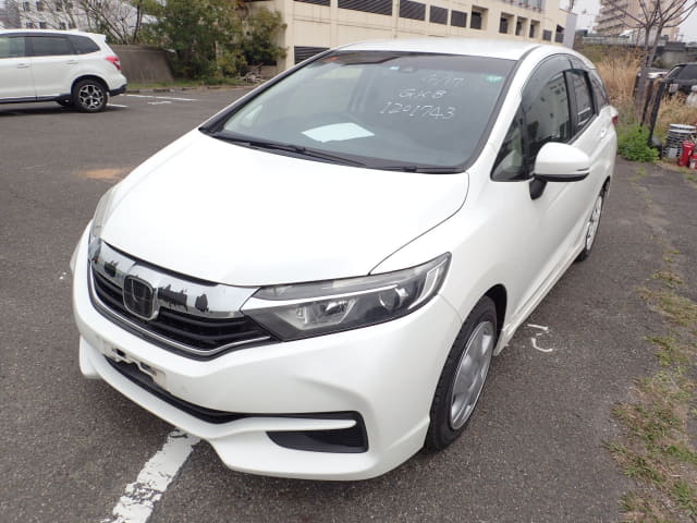 Local or import cars from kenya. Carhoot car Id 1