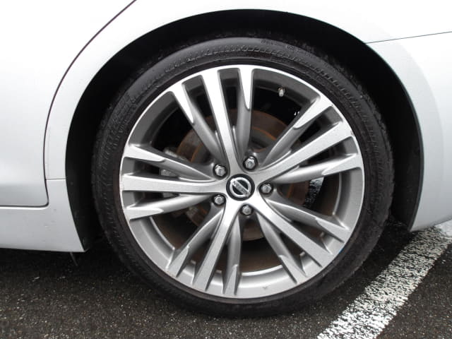 Local or import cars from kenya. Carhoot car Id 10