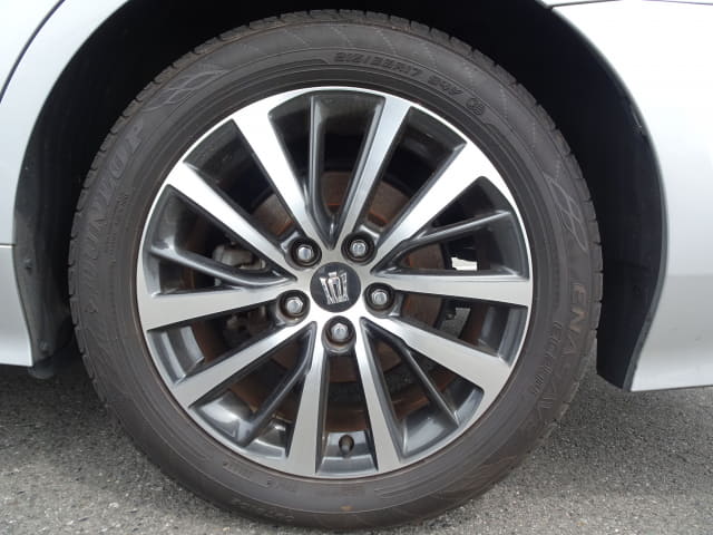 Local or import cars from kenya. Carhoot car Id 10