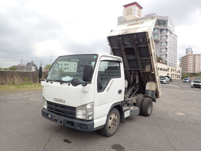 ISUZU Elf Truck.