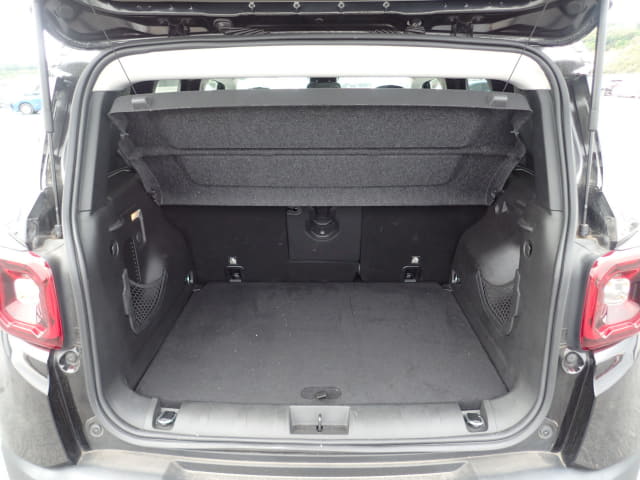 Local or import cars from kenya. Carhoot car Id 28