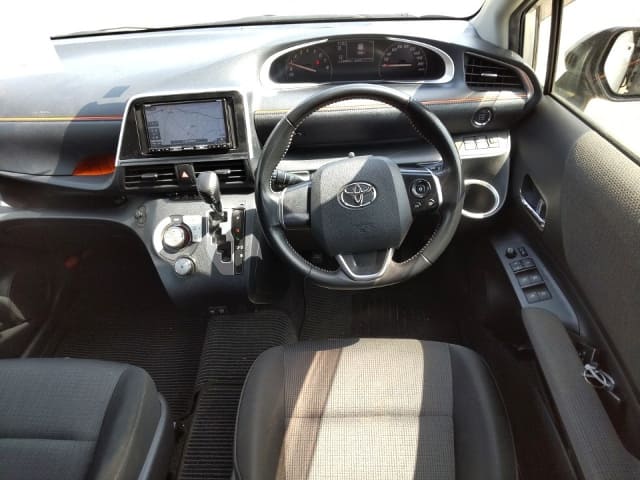 Local or import cars from kenya. Carhoot car Id 3