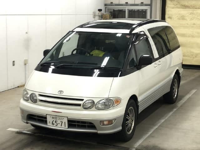 TOYOTA Estima Lucida