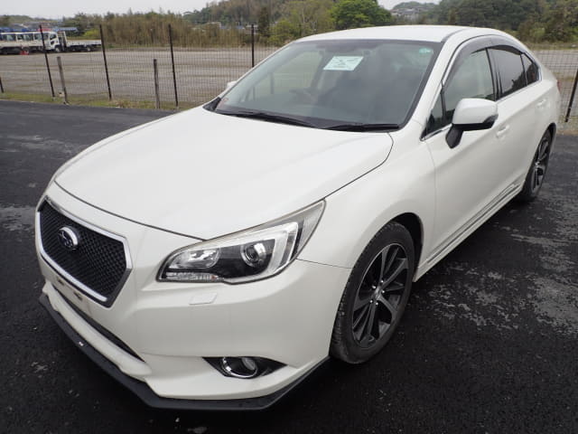 SUBARU Legacy B4