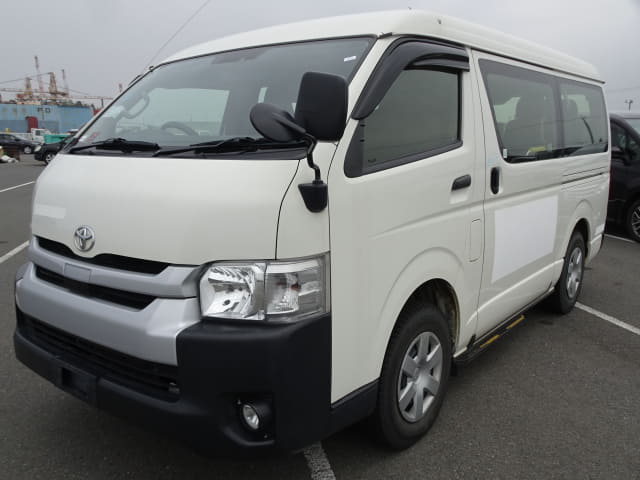 TOYOTA Hiace Wagon