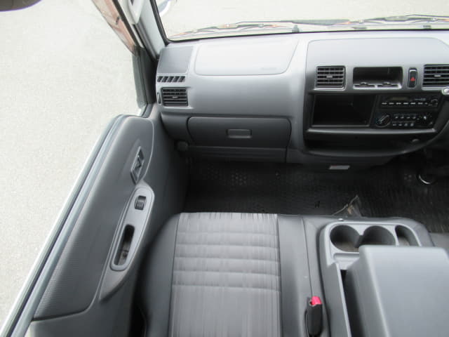 Local or import cars from kenya. Carhoot car Id 23