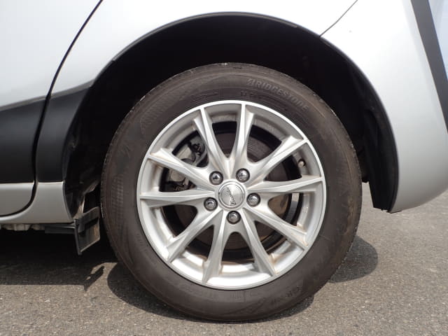 Local or import cars from kenya. Carhoot car Id 10
