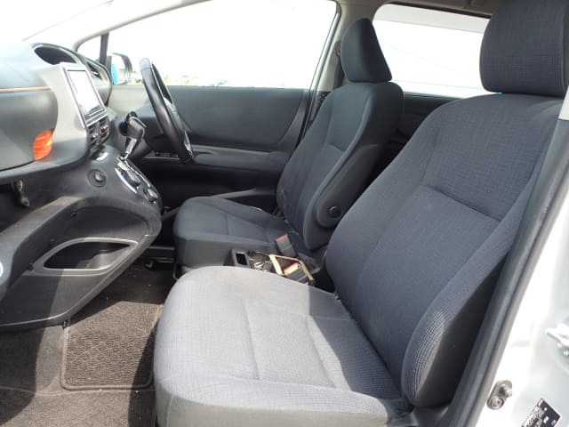 Local or import cars from kenya. Carhoot car Id 26