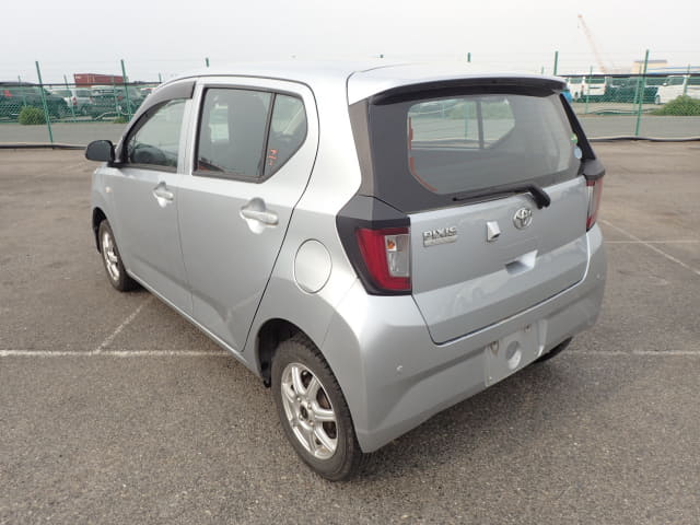 Local or import cars from kenya. Carhoot car Id 3