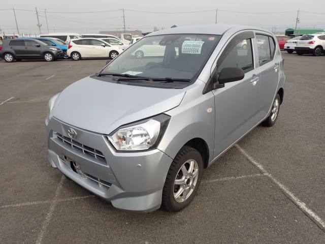 Local or import cars from kenya. Carhoot car Id 1