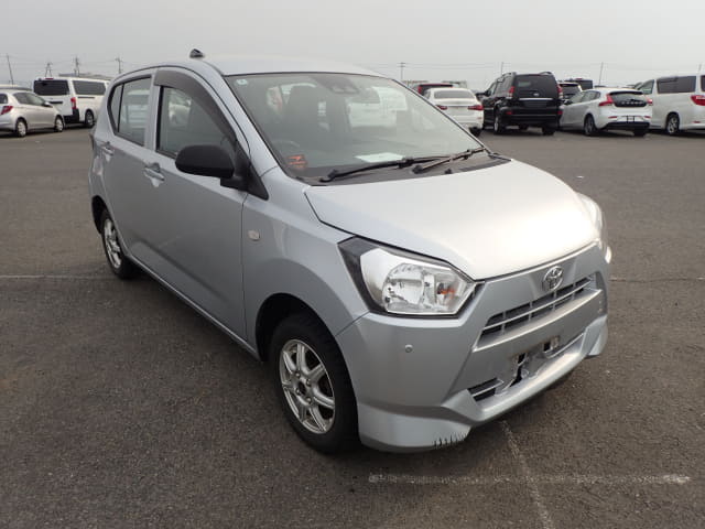 Local or import cars from kenya. Carhoot car Id 7
